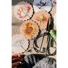 onderzetters rond bloem