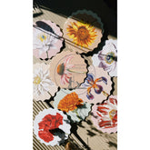 onderzetters rond bloem